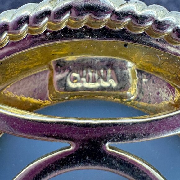 Gold Plated Yellow Druzy Circle Pendant Fashion Pendant Size 1.25" Length - Picture 6 of 9